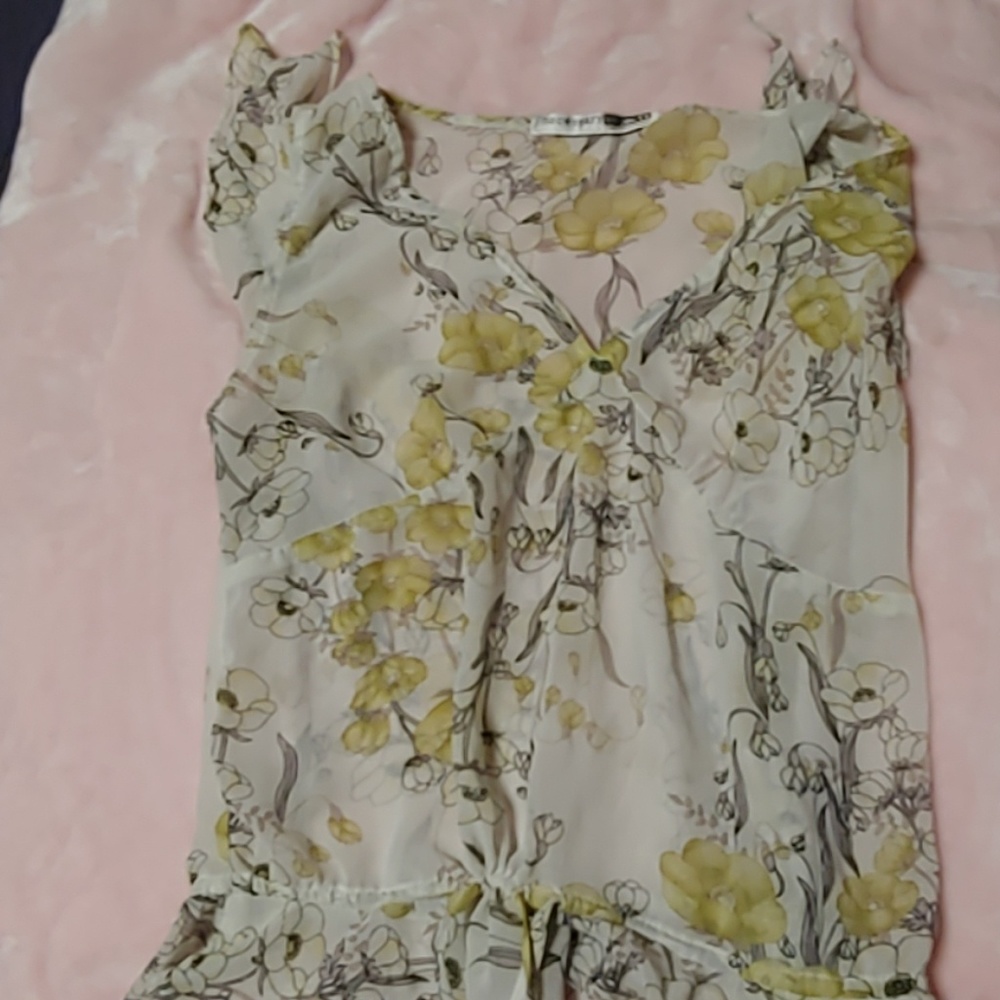 SECY CUTE BLOUSE